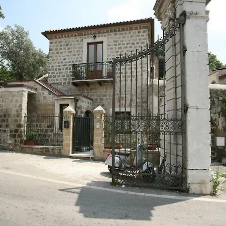 Al Dosello Bed & Breakfast 3*
